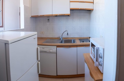 Diano Marina Apartment | Apartment with a/c 100m from the Beach | Ap10