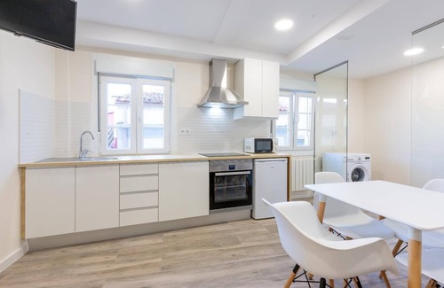 Betanzos Old Town Apartment | APARTMENT WITH BALCONY