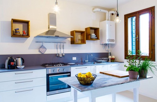 Due Carrare House | Apartment with garden close to Venice Padua Euganean Hills