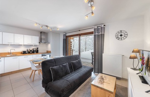 Chatel Apartment | Apartment with garden, in a quiet location, just a few metres from the centre.