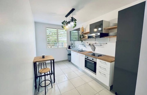 Remire Montjoly House | Apartment with jacuzzi Route des plages