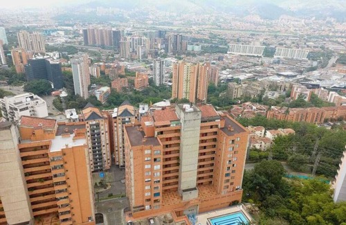 Buenos Aires Apartment | Apartment with heated pool in the village, close to the tourist sites.