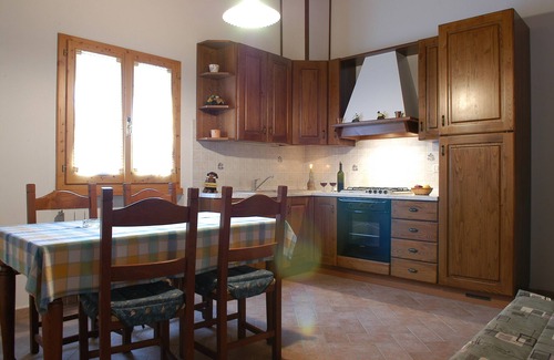 Gambassi Terme Apartment | APARTMENT WITH WINDOWS VIEW ON THE POOL AND ON THE WONDERFUL TUSCAN COUNTRYSIDE