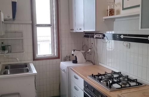 Faro Apartment | Apartment with large terrace right by the sea