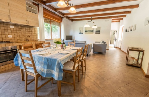 Sori Apartment | Apartment with pool, garden and parking in Sori, Golfo Paradiso, Liguria