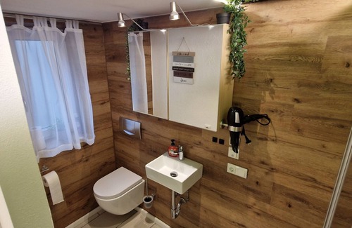 Roding Apartment | Apartment with private SAUNA, SMART-TV, WLAN, 1 DELUXE double bed