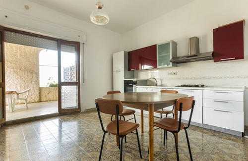 S'Archittu Apartment | Apartment with sea view veranda