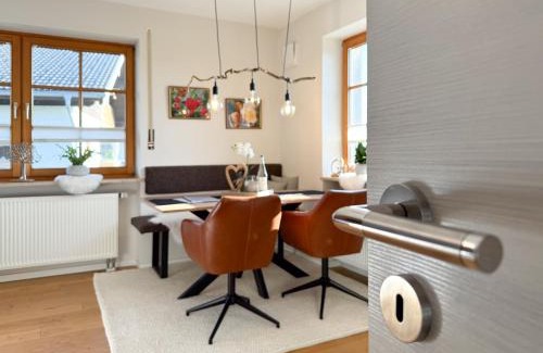 Vogtareuth Apartment | Apartment Wohlfühlplatzl - urgemütlich & ruhig