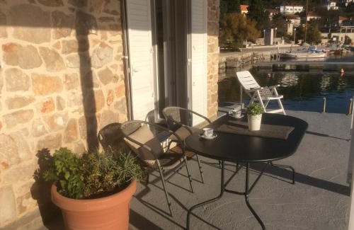 Prvic Luka Apartment | Apartment Zana