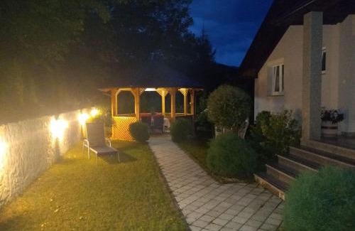 Kulen Vakuf Apartment | Apartments A&D