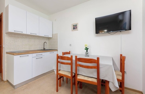 Mimice Apartment | Apartments Adriatic Blue with pool (32531-A3) - Mimice