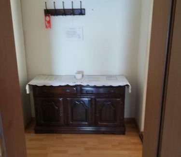 Brist Apartment | Apartments Alexa