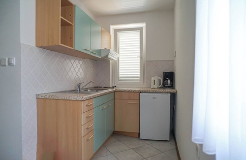 Krizine Hotel | Apartments and Rooms Degra