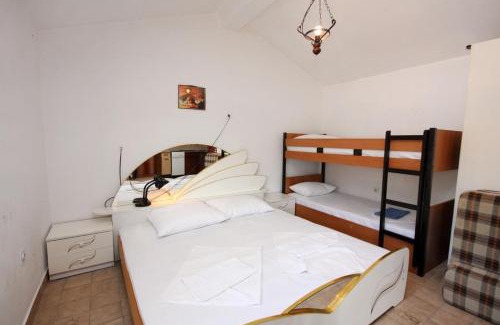 Stomorska Apartment | Apartments by the sea Stomorska, Solta - 784