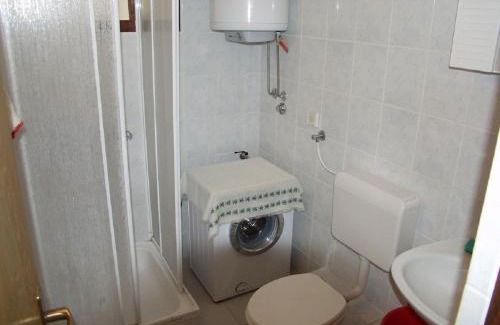 Brist Apartment | Apartments Gordan