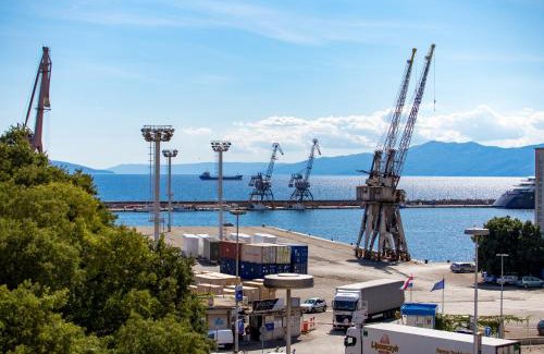 Rijeka Apartment | Apartments Harbour View