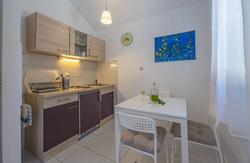Vrboska Apartment | Apartments Iskra (53181-A2) - Vrboska - island Hvar