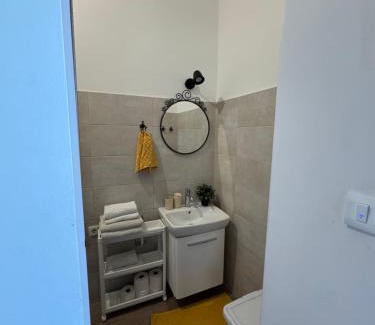 Vis Apartment | Apartments Karuza Center of old town Vis