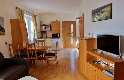 Albions Apartment | Apartments Koflerhof - in the heart of South Tyrol
