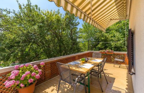 Pinezici Apartment | Apartments Krc