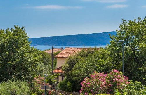 Pinezici Apartment | Apartments Krc