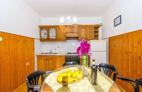 Drvenik Apartment | Apartments Moloco (79241-A2) - Drvenik