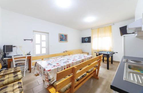Trinajstici Apartment | Apartments Raspolic