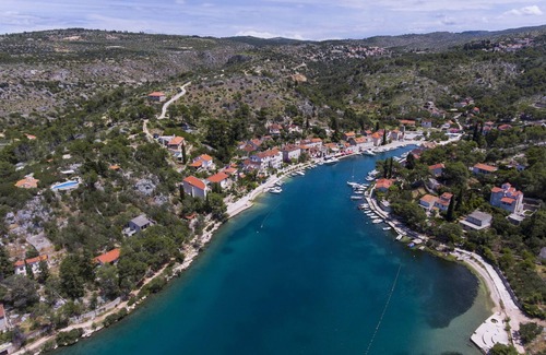 Bobovisca Apartment | Apartments Seaside (81311-A1) - Bobovisce