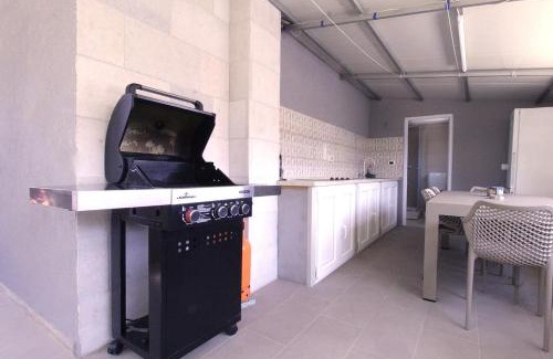 Basanija House | Apartments Sidro
