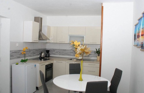 Povlja Apartment | Apartments Snjezana - One bedroom apartment with terrace and sea view
