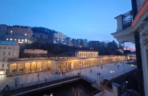 City Centre Apartment | Apartments Stubsi with colonnade view