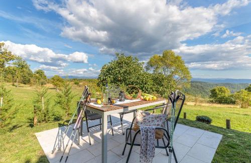 Oprtalj House | Apartments Sveti Leonard