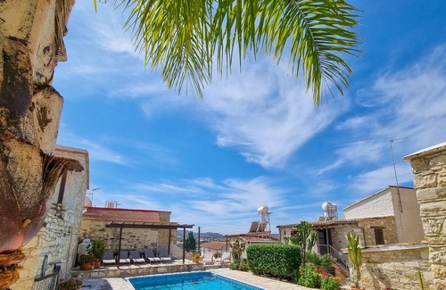 Skarinou Apartment | Aphrodite Romance Apartment