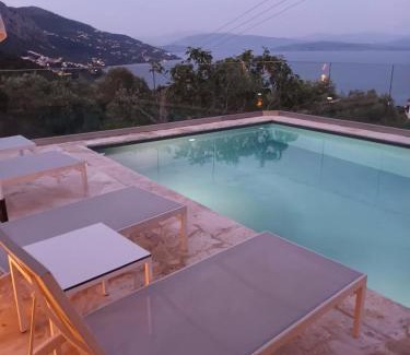 Barbati Apartment | Aphrodite's maisonette on Corfu island