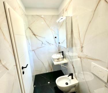 Slap Apartment | Apilandia Nanos
