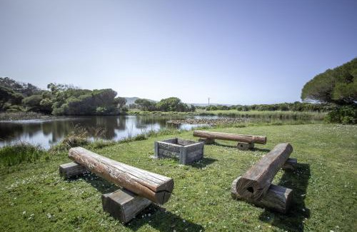 Marengo House | Apollo Bay Cottages- Sabine