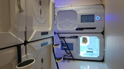 Ende Hotel | Apollo Capsule Hotel