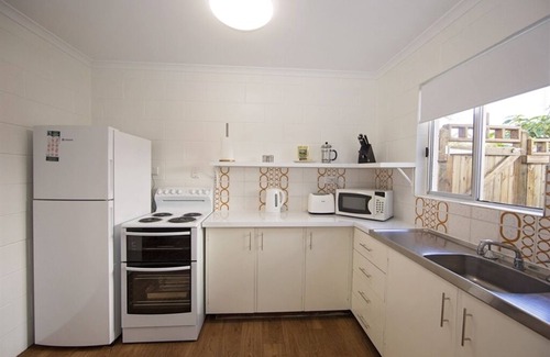 South Mission Apartment | Apollo Jewel Beachfront No 7