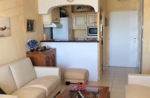 Port-Saint-Louis-du-Rhone Condo | Appartement T2 Avec vue sur le Port