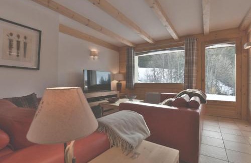 Le Chinaillon Apartment | Appart moderne près des pistes, vue montagne, 2 min du village, parking et wifi inclus - FR-1-391-34