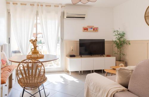 Les Sablettes Apartment | Appart proche plage, idéal et tranquille, parking privé - arrivée autonome - lit queen size