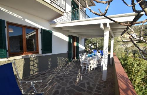 Cavoli Apartment | Appartamenti Cavoli - Vista mare con terrazze, clima e posti auto