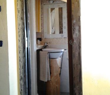 Burano Apartment | Appartamenti Montemezzo Le Case in Pietra