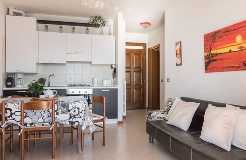 Oldesio Apartment | appartamento Bellevue with lake view balcony