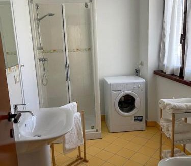 Laveno Apartment | Appartamento Gaia - a due passi dal centro