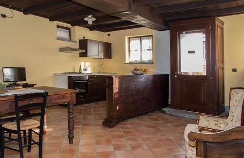 Airasca House | Appartamento Girasole
