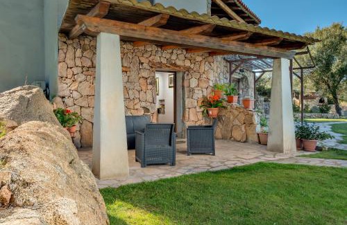 Arzachena Apartment | Appartamento in Villa in campagna