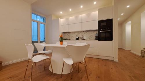 Savona Apartment | Appartamento Pertini
