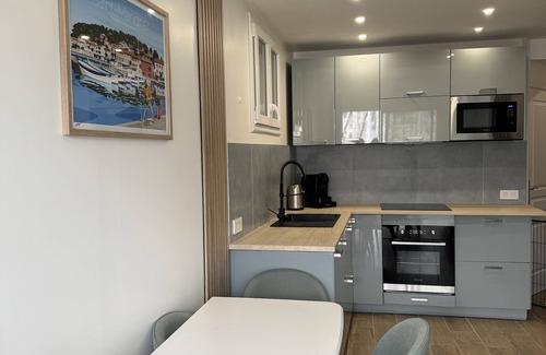 Saint-Mandrier-sur-Mer Apartment | Appartement 4 Personnes AU Port ET A 2 Minutes DE LA Plage