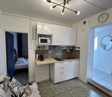 Saintes-Maries-de-la-Mer Apartment | Appartement T3 - centre ville - climatisation - internet